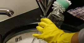 keep bird feeders clean